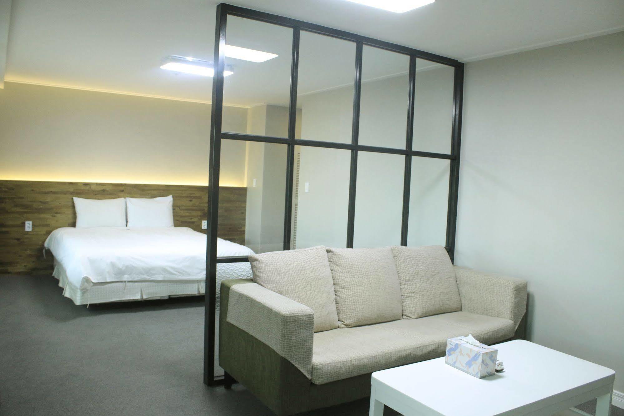 Hotel Ocean View Ilsan Ni Eksteriør billede